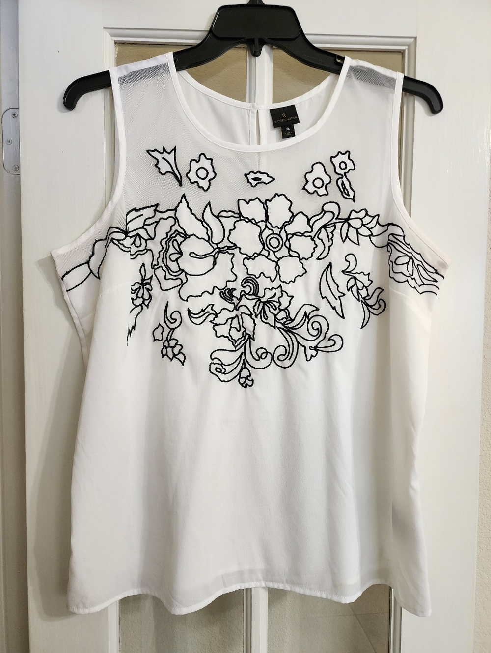 Worthington XL White Mesh Yoke Floral Embroidered Sleeveless Blouse